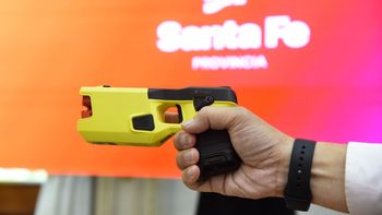 Licitaron la compra de 100 pistolas electroshock y 100 más a base de dióxido de carbono