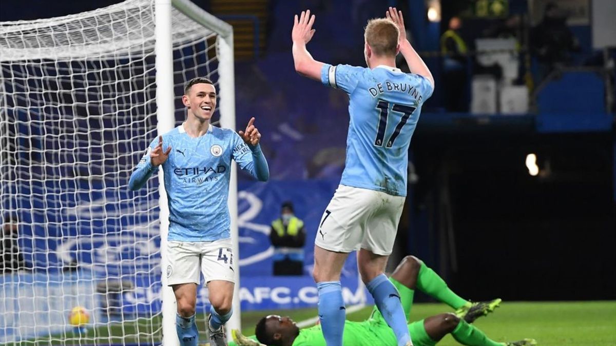 Manchester City derrotó a Chelsea y le mete presión a Liverpool y Manchester United