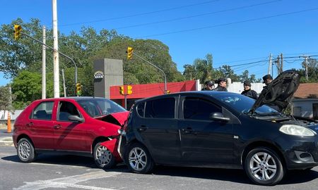 El tránsito sobre la Ruta 1 estuvo demorado durante la mañana por las tareas de asistencia y remoción. El tránsito sobre la Ruta 1 estuvo demorado durante la mañana por las tareas de asistencia y remoción.