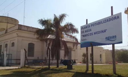 Esta mañana, dos operarios buzos, se encontraban trabajando en la planta de Aguas Santafesinas de Rafaela, uno de ellos falleció por causas que se investigan. Esta mañana, dos operarios buzos, se encontraban trabajando en la planta de Aguas Santafesinas de Rafaela, uno de ellos falleció por causas que se investigan.