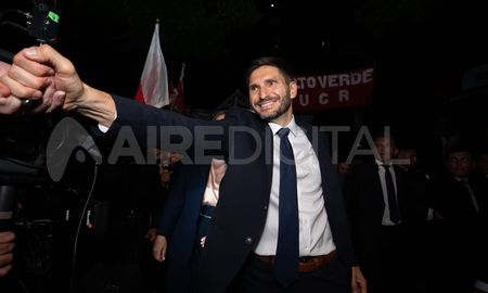 el acto de asuncion de maximiliano pullaro y su discurso completo