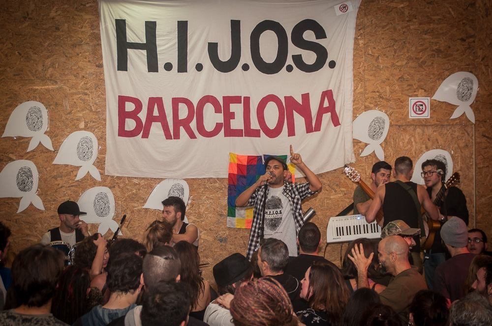 De Córdoba a Barcelona: la búsqueda de hijos de desaparecidos de la dictadura continúa