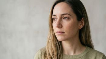 A corto plazo, decir “todo bien” puede facilitar las cosas y evitar charlas incómodas. A corto plazo, decir “todo bien” puede facilitar las cosas y evitar charlas incómodas.