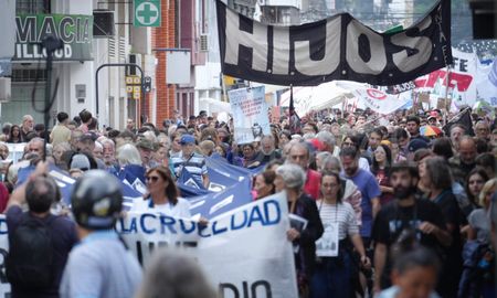 Santa Fe marchó en un nuevo 24 de marzo. Santa Fe marchó en un nuevo 24 de marzo.