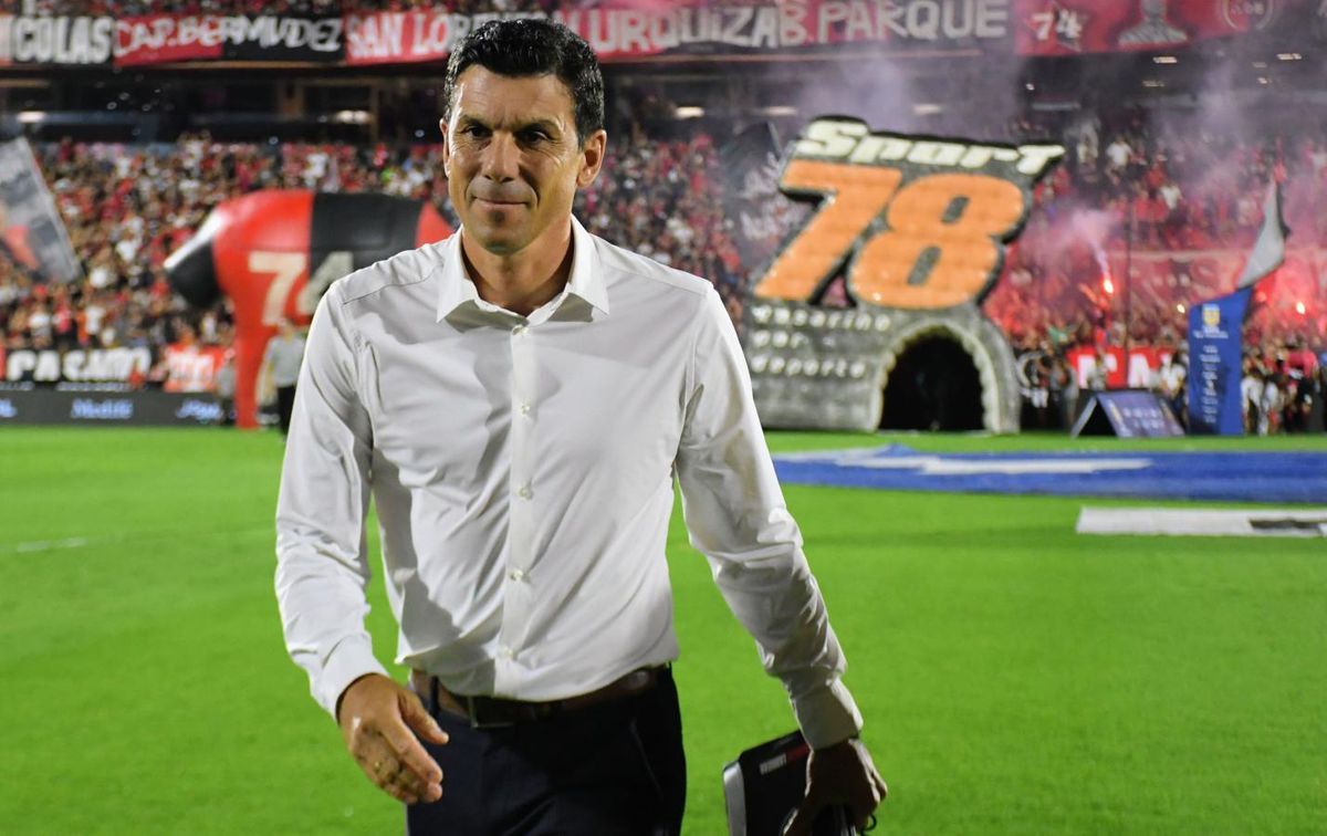 Mauricio Larriera llegó a Newell's en diciembre del 2023. Mauricio Larriera llegó a Newell's en diciembre del 2023.
