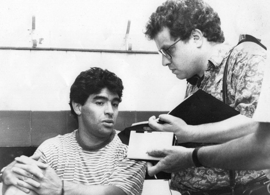 Rosario, 1993. Mauricio Maronna entrevista a Diego Maradona durante su breve paso por Newell's.