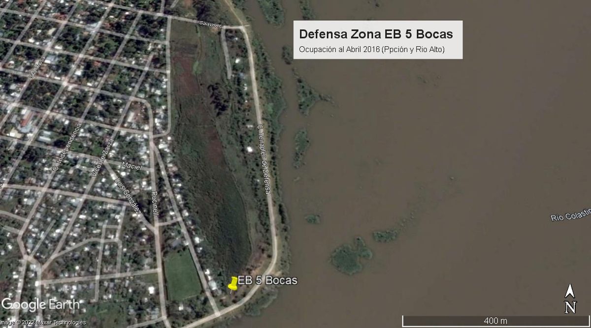 En 2016, durante la última crecida, los mismos taludes de la Estación de Bombeo 5 Bocas estaban rodeados de agua.