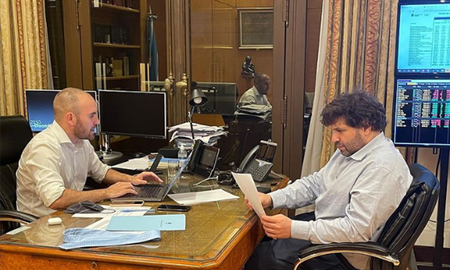 El acuerdo contempla metas de carácter fiscal, monetario,y de inflación que serán auditadas por el organismo en forma periódica. El acuerdo contempla metas de carácter fiscal, monetario,y de inflación que serán auditadas por el organismo en forma periódica.