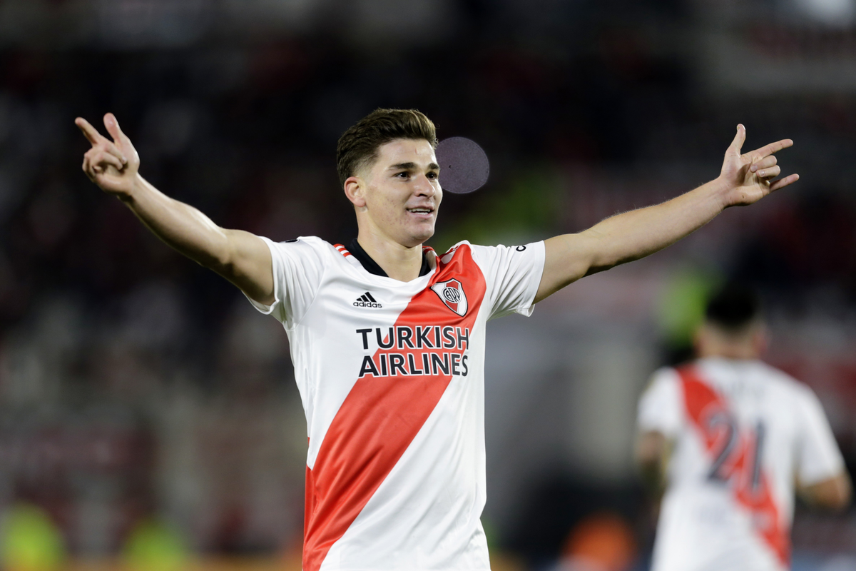 Julián Álvarez debutó en River Plate en 2018.