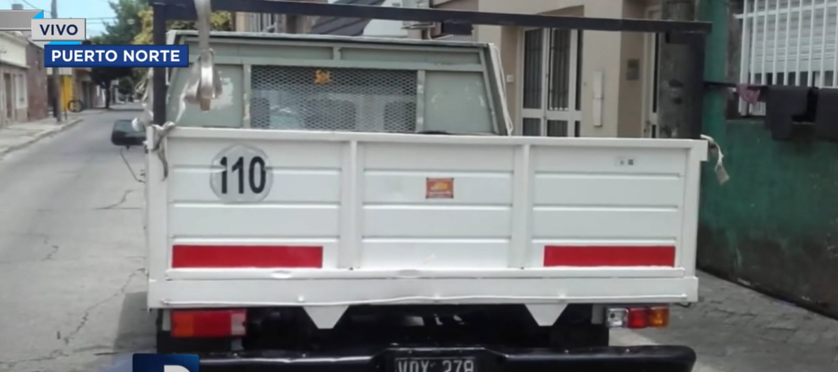 La camioneta tiene la patente VDX278.