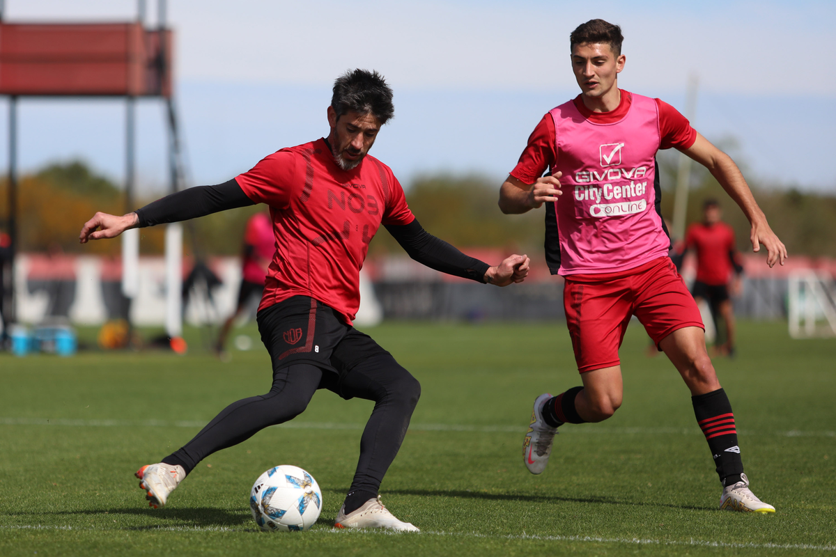 Pablo Pérez volverá a enfrentar a Unión, su ex club. Pablo Pérez volverá a enfrentar a Unión, su ex club.