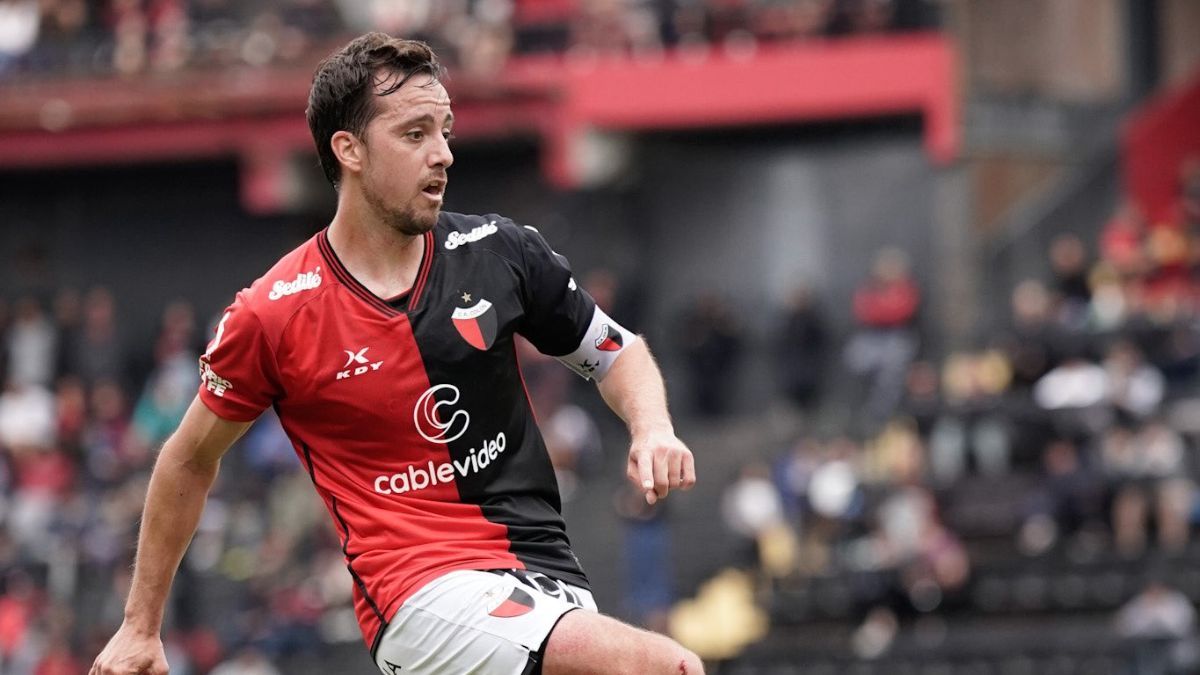 Colón se impuso por 1 a 0 frente a Defensores Unidos de Zárate y se despidió de la Primera Nacional con victoria.