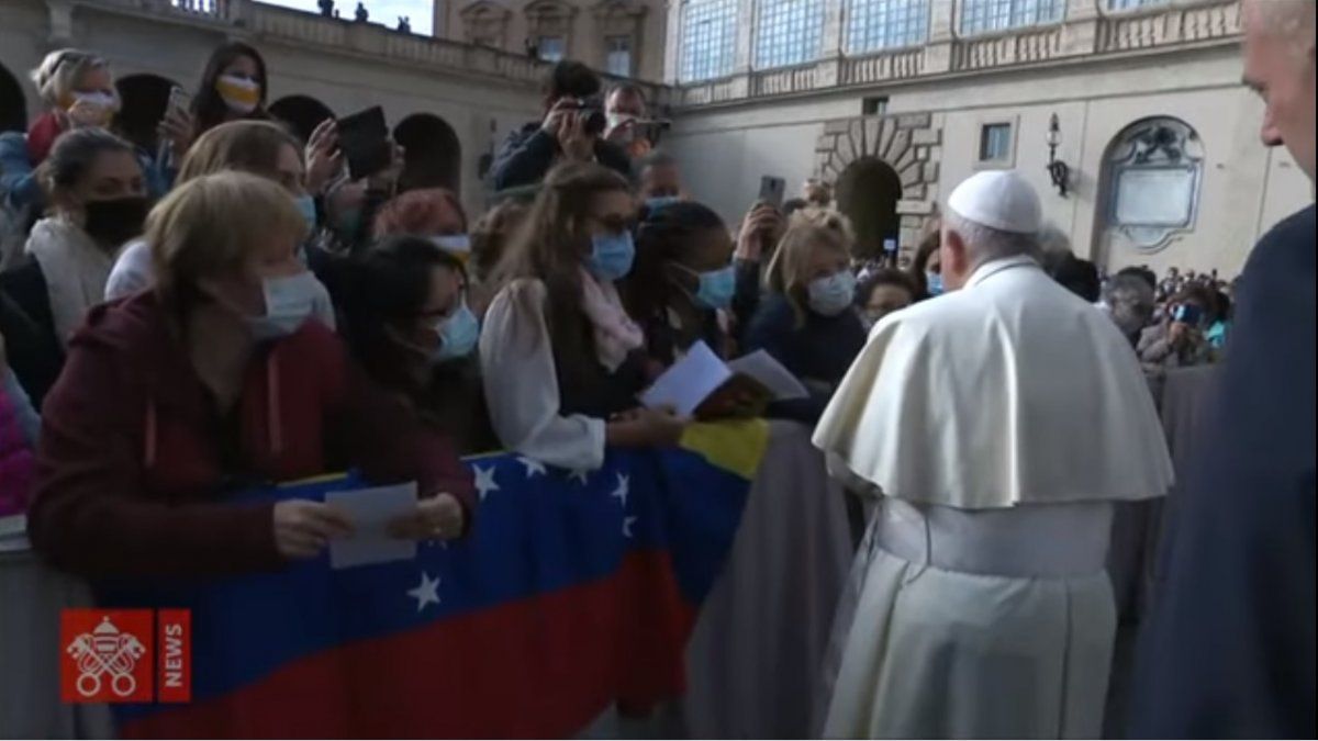 Francisco convocó a crear una sociedad más participativa para la pospandemia