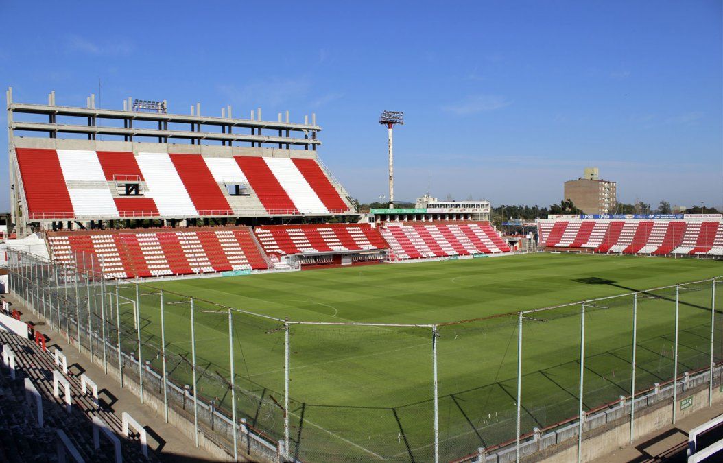 Unión tiene 13.000 socios que podrán volver a la cancha, cuando Salud habilite el regreso de los hinchas a los estadios.
