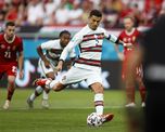 Cristiano Ronaldo anotó dos goles en la goleada 3-0 de Portugal ante Hungría, por la primera fecha de la Eurocopa.