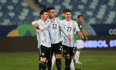 La Selección Argentina venció 4-1 a Bolivia y clasificó a los cuartos de final de la Copa América como primera del Grupo A. La Selección Argentina venció 4-1 a Bolivia y clasificó a los cuartos de final de la Copa América como primera del Grupo A.