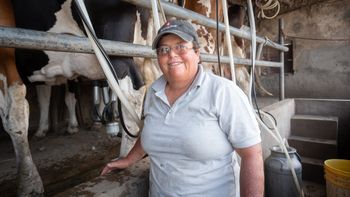ser mujer en el tambo: miriam foliano y una pasion por las vacas que viene desde suiza