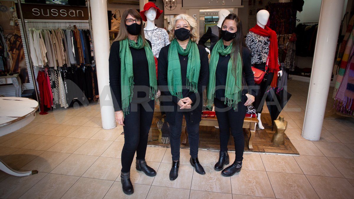 Natalia, Karina y Gabriela son las colaboradoras de Sussan Boutique.