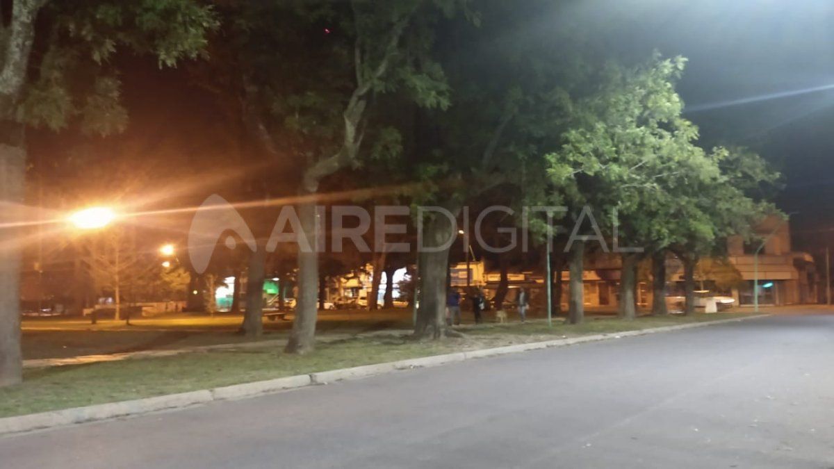 La ciudad de Santo Tomé se veía con escaso movimiento este sábado en la tarde-noche