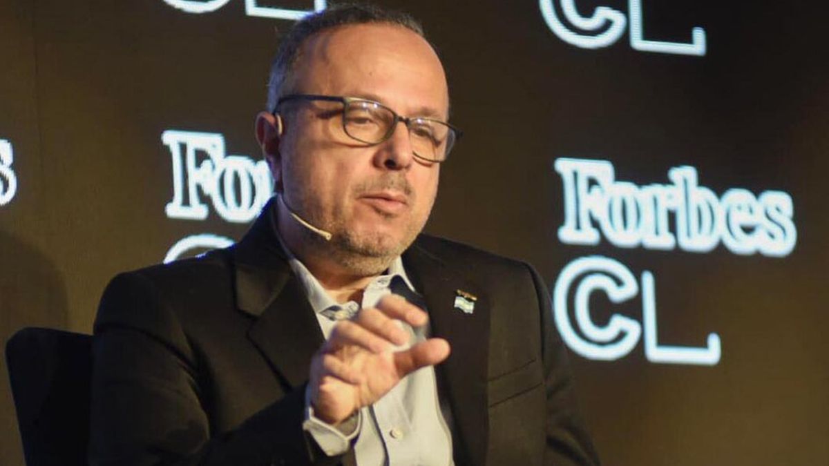 Allanaron la casa de Antonio Aracre por una causa de abuso sexual contra un menor.