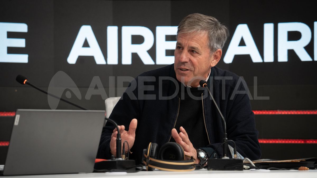 El intendente Emilio Jatón -aspirante a la reelección- pasó por los estudios de AIRE.