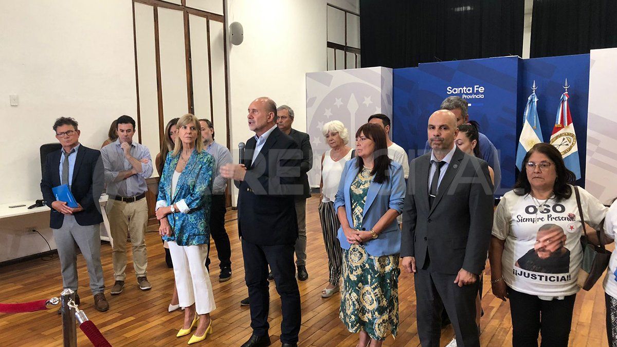 Visiblemente molesto, el mandatario santafesino remarcó que en la reunión de la Junta Provincial de Seguridad hubo una coincidencia unánime: el rechazo y el repudio a las expresiones de Aníbal Fernández.