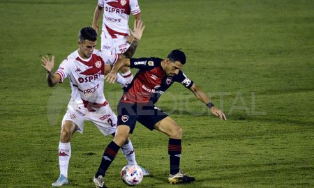 Unión y Newells igualaron sin goles por la sexta fecha de la Copa de la Liga. Unión y Newells igualaron sin goles por la sexta fecha de la Copa de la Liga.