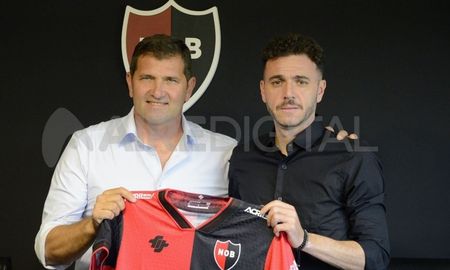 El anuncio en fotos de la presentación de Mariano Soso como nuevo técnico de Newells El anuncio en fotos de la presentación de Mariano Soso como nuevo técnico de Newells