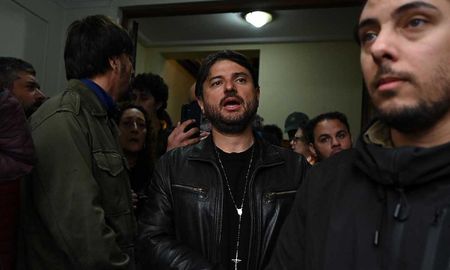 En 2023, Juan Grabois denunció amenazas por parte de presuntos policías. Ahora, la Corte Suprema definió que el caso debe ser investigado por la Justicia de San Isidro. En 2023, Juan Grabois denunció amenazas por parte de presuntos policías. Ahora, la Corte Suprema definió que el caso debe ser investigado por la Justicia de San Isidro.