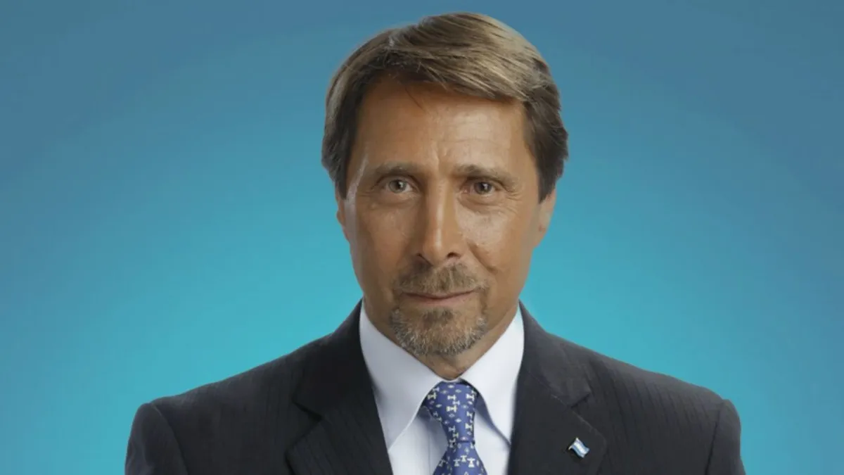 Feinmann buscó cierta complicidad con su joven entrevistado.