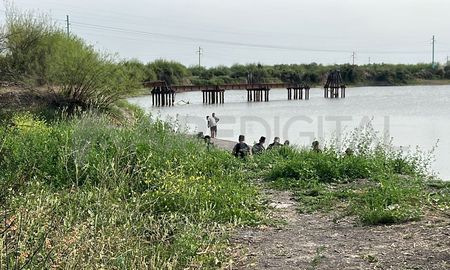 El cuerpo fue encontrado en aguas del Salado, a la altura de Av. Circunvalación y calle Mendoza. El cuerpo fue encontrado en aguas del Salado, a la altura de Av. Circunvalación y calle Mendoza.