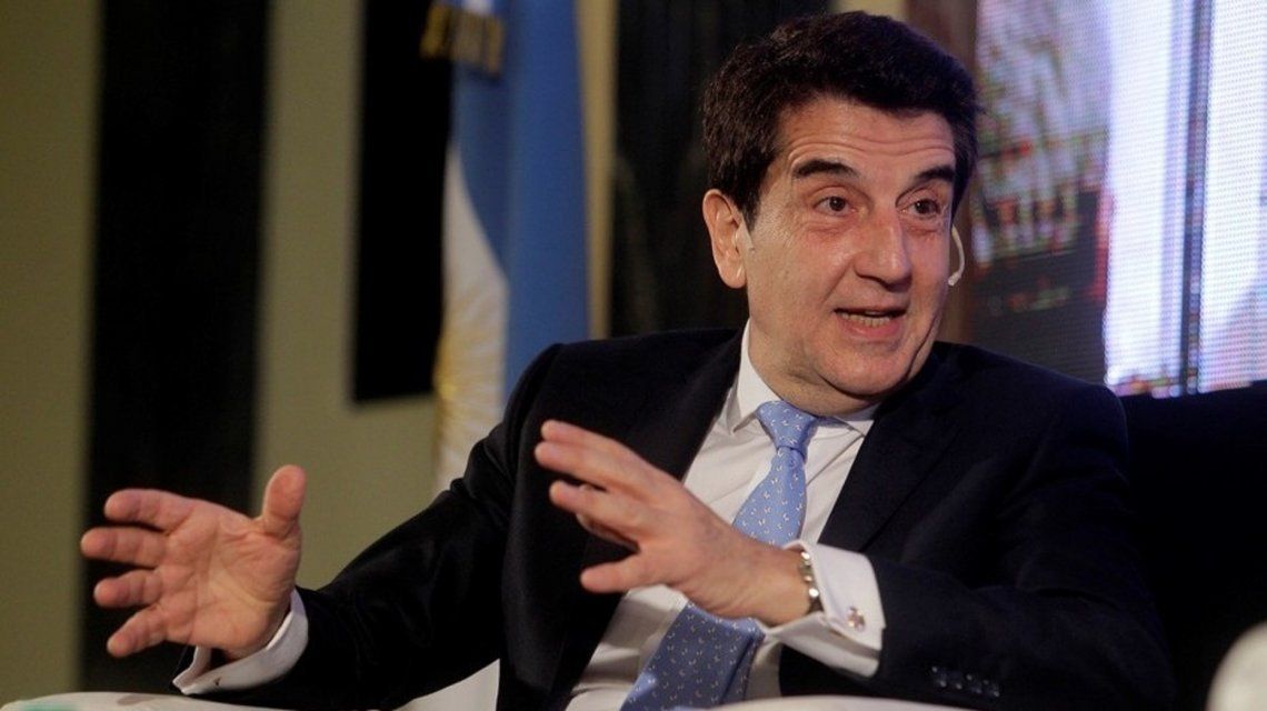 El economista Carlos Melconián quedó en el ojo de la tormenta tras la difusión de una serie de mensajes de audio en los que se lo escucha confesar actos concretos de acoso laboral. El economista Carlos Melconián quedó en el ojo de la tormenta tras la difusión de una serie de mensajes de audio en los que se lo escucha confesar actos concretos de acoso laboral.