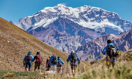 Descubrí en Mendoza un rincón con nieve, aventura y paisajes únicos. Descubrí en Mendoza un rincón con nieve, aventura y paisajes únicos.