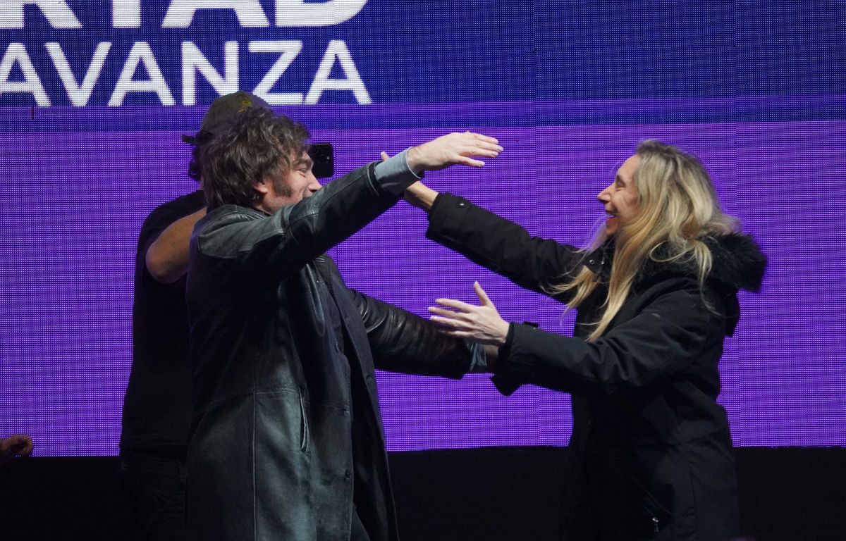 Javier Milei junto a Karina Milei en Moreno. Javier Milei junto a Karina Milei en Moreno.