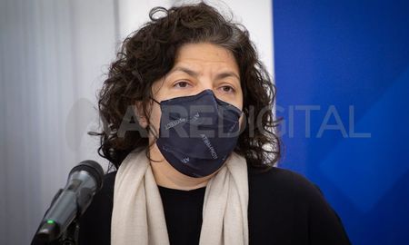 “Vacunarse va a ser clave para que, aunque aumenten los casos, no tengamos hospitalizaciones y muertes, dijo la ministra de Salud. “Vacunarse va a ser clave para que, aunque aumenten los casos, no tengamos hospitalizaciones y muertes, dijo la ministra de Salud.