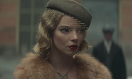 Anya Taylor-Joy seguirá encarnando a Gina Gray en la última temporada de Peaky Blinders y dio un avance de su personaje. Anya Taylor-Joy seguirá encarnando a Gina Gray en la última temporada de Peaky Blinders y dio un avance de su personaje.