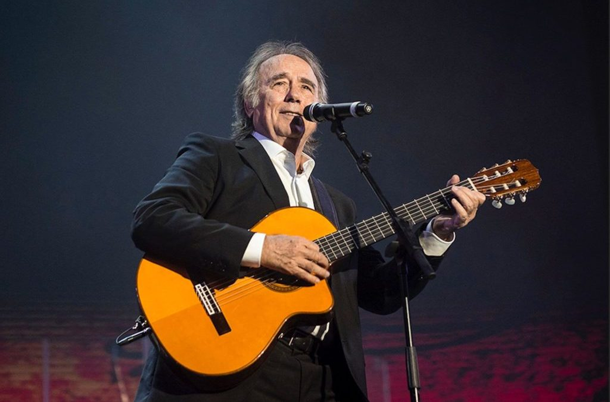 En 1943 nace en la ciudad de Barcelona el músico, cantante, poeta y compositor español Joan Manuel Serrat.