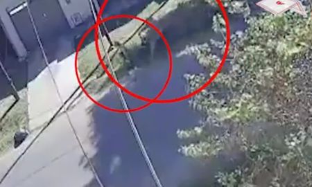 Una jubilada de 62 años resultó herida y permanece internada en grave estado tras ser arrastrada por la calle por un motochorro Una jubilada de 62 años resultó herida y permanece internada en grave estado tras ser arrastrada por la calle por un motochorro