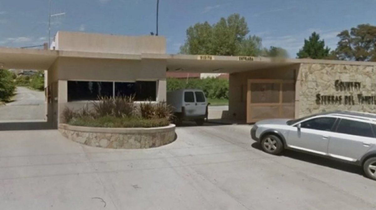 Un empresario violó la cuarentena al ingresar a su country con la mucama en el baúl del auto