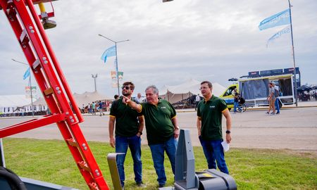 Representantes diplomáticos de Suecia, Alemania, Italia, Bielorrusia y Pakistán visitaron Expoagro 2025 edición YPF Agro Representantes diplomáticos de Suecia, Alemania, Italia, Bielorrusia y Pakistán visitaron Expoagro 2025 edición YPF Agro