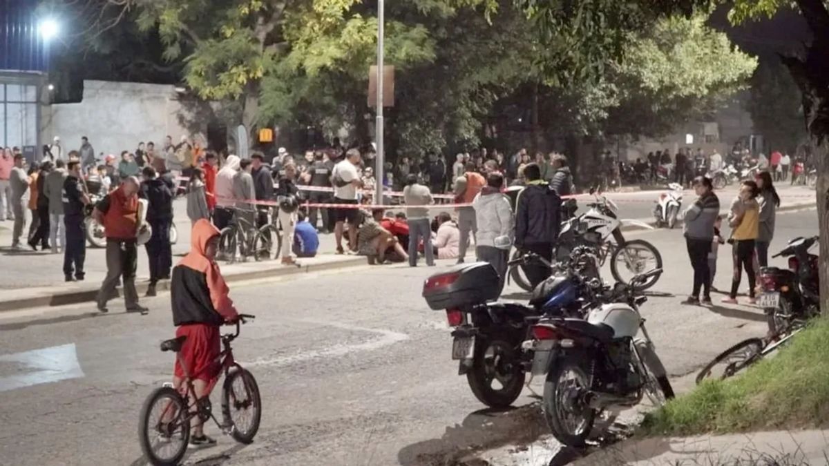 Trágico accidente de moto en Córdoba: una joven murió y su hermana de 5 años está grave