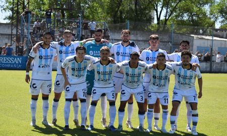 Atlético de Rafaela jugará un desempate ante Brown de Adrogué para definir quién desciende directo y quién va a la promoción. Atlético de Rafaela jugará un desempate ante Brown de Adrogué para definir quién desciende directo y quién va a la promoción.
