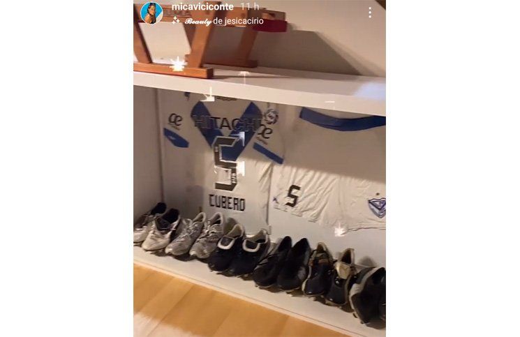 Mica Viconte no dudó en mostrar cómo es el vestidor de su pareja. 