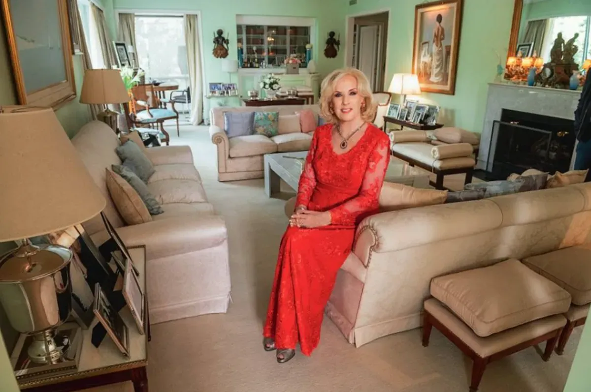 Así es el costoso departamento de Mirtha Legrand con vista exclusiva a Avenida Del Libertador. Así es el costoso departamento de Mirtha Legrand con vista exclusiva a Avenida Del Libertador.
