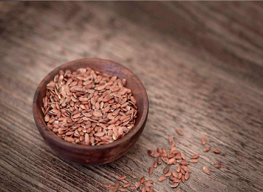 Truco fácil para hacer un gel de linaza y evitar el frizz en el cabello