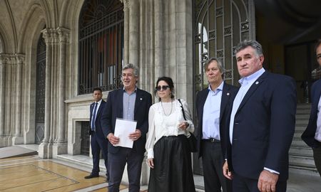 Los presidentes de la Sociedad Rural Argentina (SRA), Nicolás Pino, y de la Federación Agraria Argentina (FAA), Carlos Achetoni, previo a la reunión. Los presidentes de la Sociedad Rural Argentina (SRA), Nicolás Pino, y de la Federación Agraria Argentina (FAA), Carlos Achetoni, previo a la reunión.