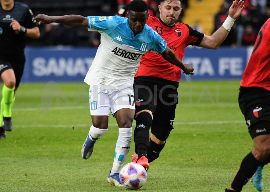 Colón perdió con Racing y la racha positiva de Marcelo Saralegui llegó a su fin.