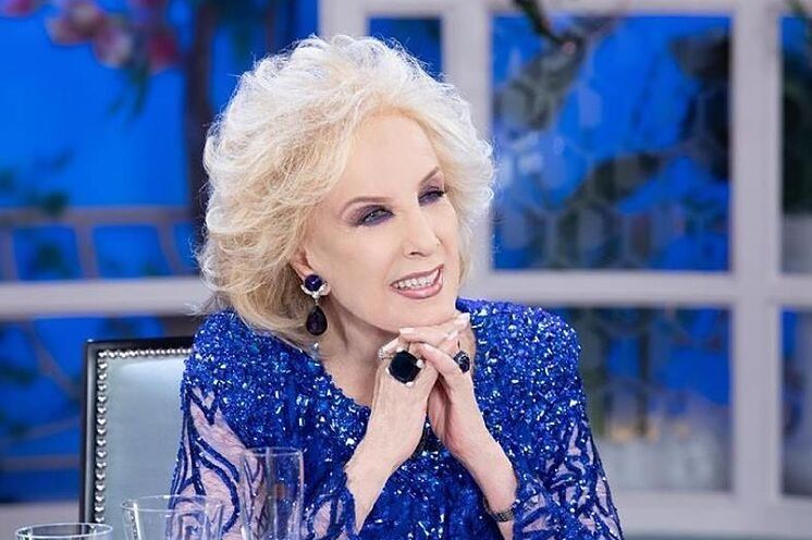 Mirtha Legrand enojada con Ernestina Pais.