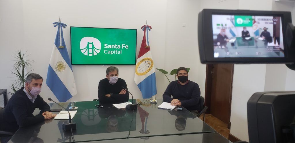 El miércoles pasado se reunieron el intendente Emilio Jatón y representantes de la Cámara de Gimnasios a pensar alternativas para seguir realizando las actividades. 