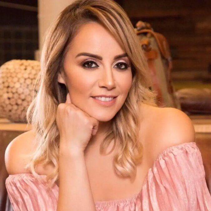 Rosie Rivera dio la cara.